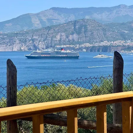 Kemp & Glamping Santa Fortunata Sorrento