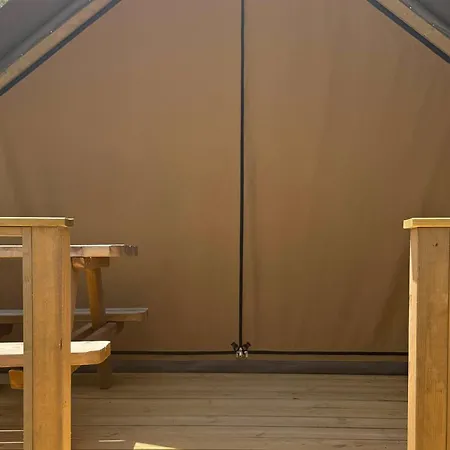 & Glamping Santa Fortunata Campingplads *