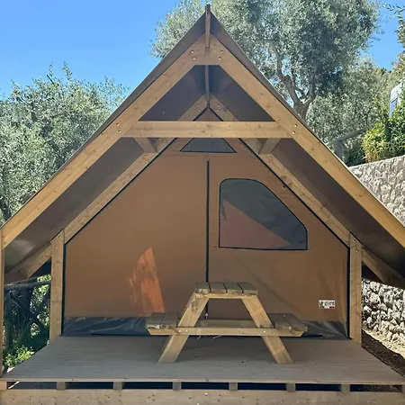 & Glamping Santa Fortunata אתר קמפינג *