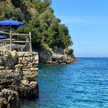 & Glamping Santa Fortunata